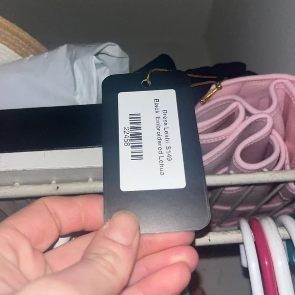 Kahulale’a brand new dress backless halter top, long with slit at the calf - Picture 3 of 8